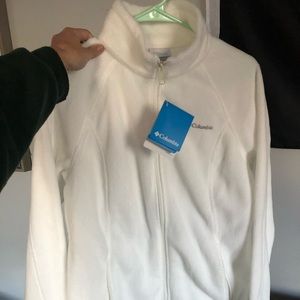 NWT LG Women’s Columbia ZIP up jacket